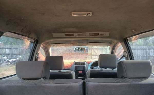 DAIHATSU XENIA