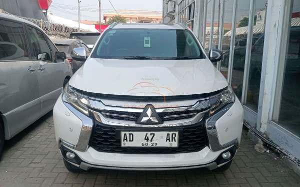 MITSUBISHI PAJERO SPORT 2.4L DAKAR-H (4X2)