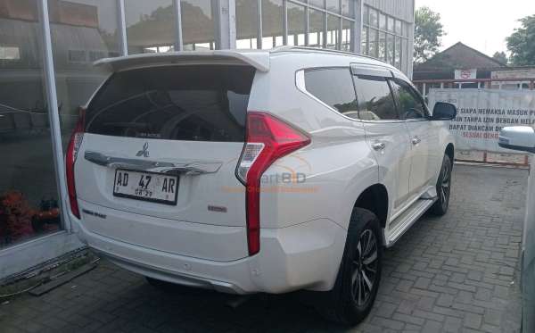 MITSUBISHI PAJERO SPORT 2.4L DAKAR-H (4X2)