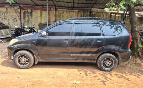 TOYOTA AVANZA G