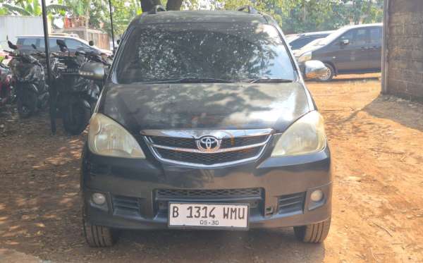TOYOTA AVANZA G