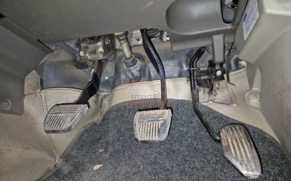 TOYOTA AVANZA G