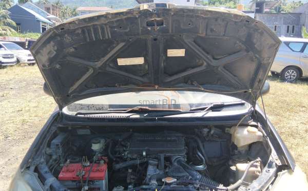 TOYOTA AVANZA