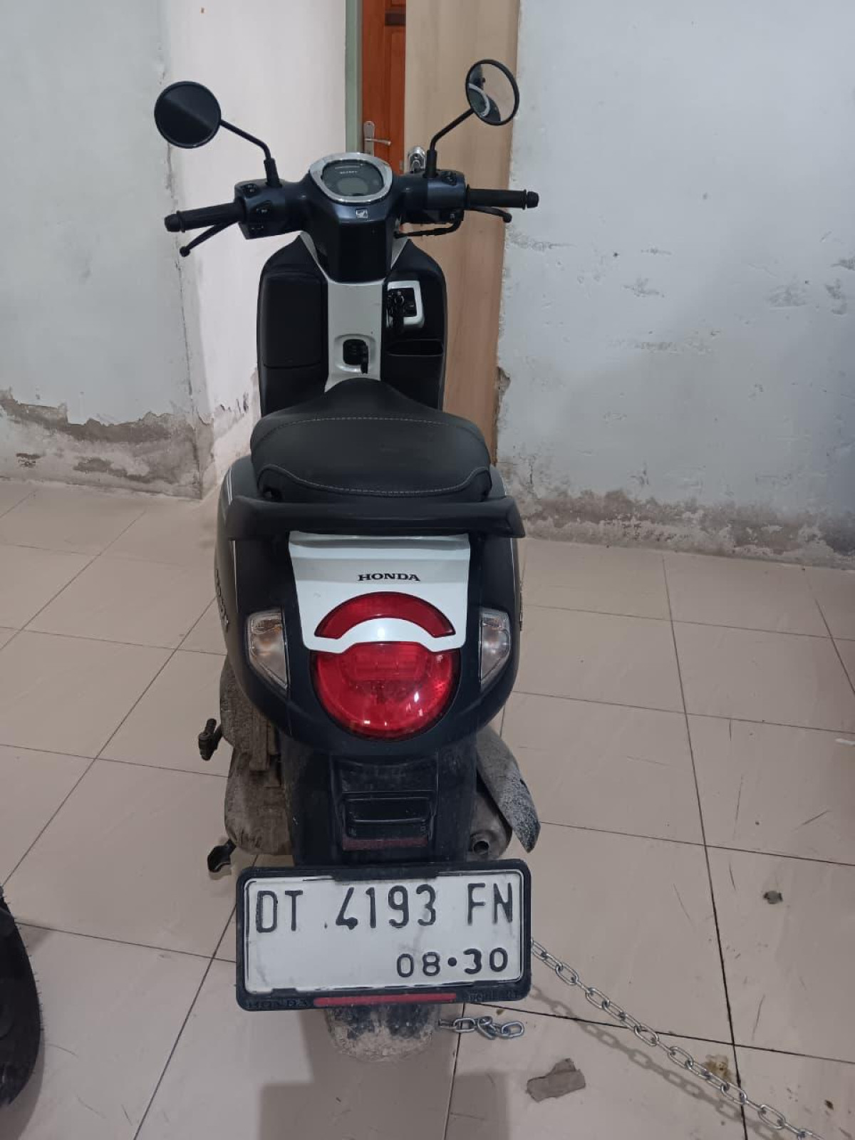 HONDA SCOOPY PRESTIGE