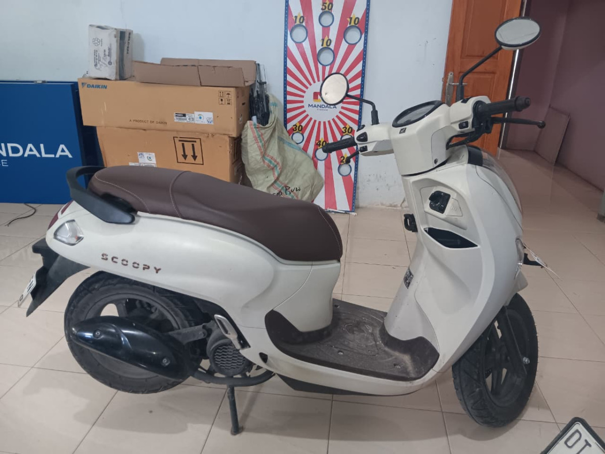 HONDA SCOOPY PRESTIGE