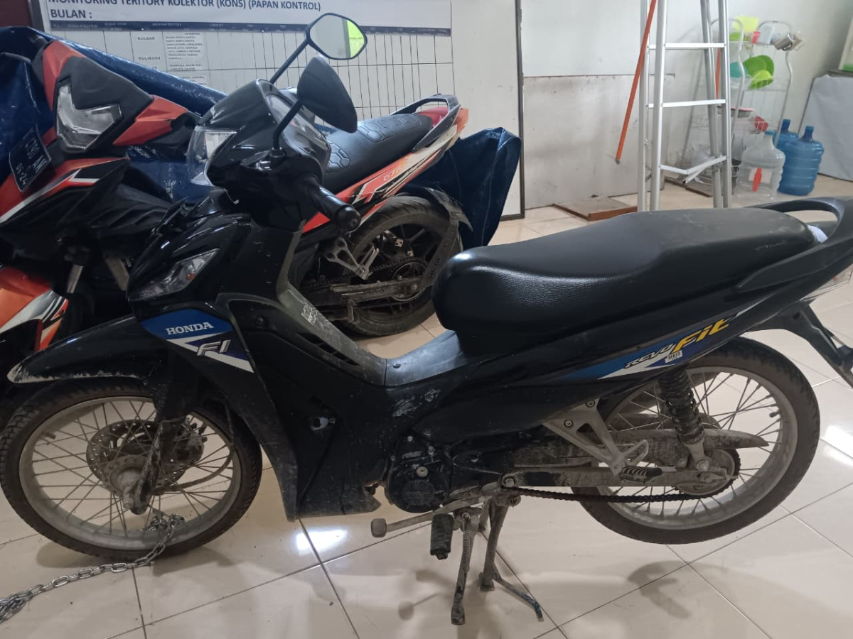 HONDA REVO FIT