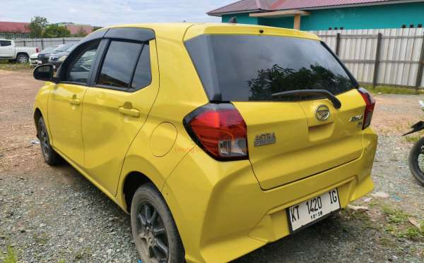 DAIHATSU AYLA 1.0 X