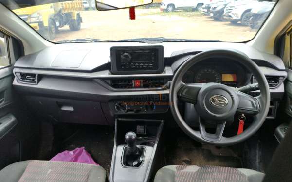 DAIHATSU AYLA 1.0 X