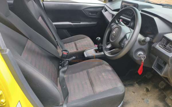 DAIHATSU AYLA 1.0 X