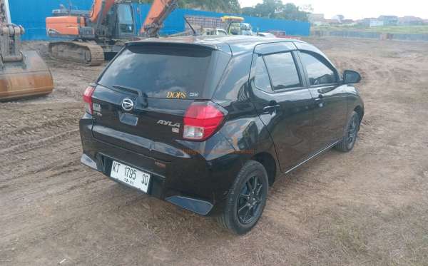 DAIHATSU AYLA 1.2R