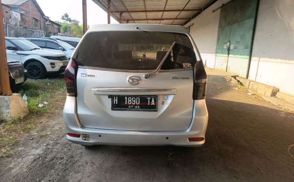 DAIHATSU  XENIA