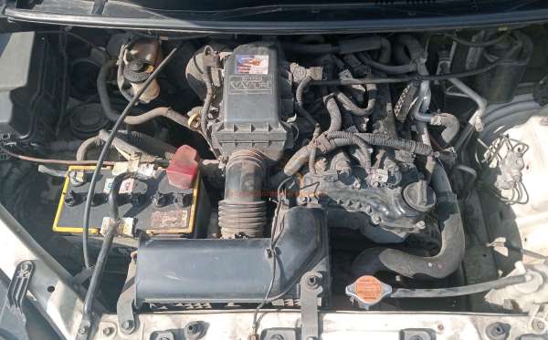 DAIHATSU XENIA