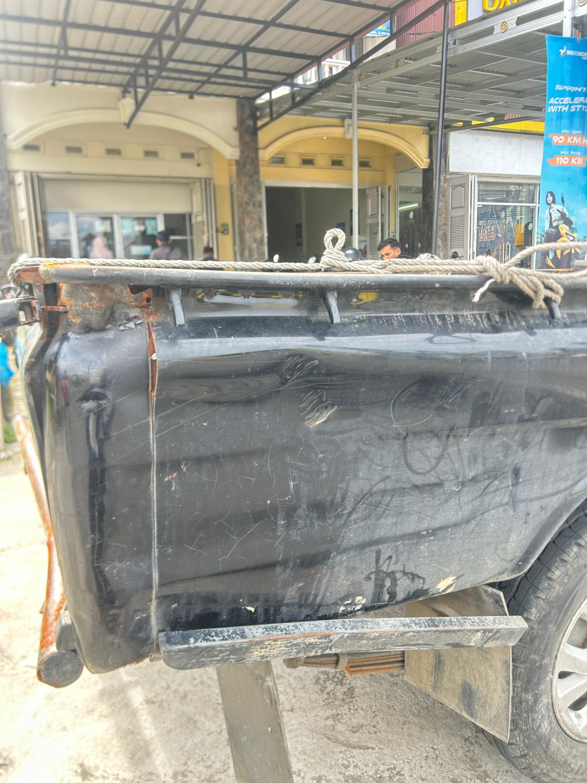 MITSUBISHI  L 300 L300 PU FB-R (4X2)