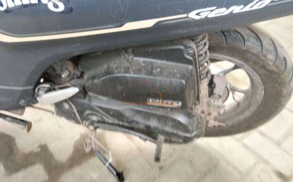 HONDA  GENIO