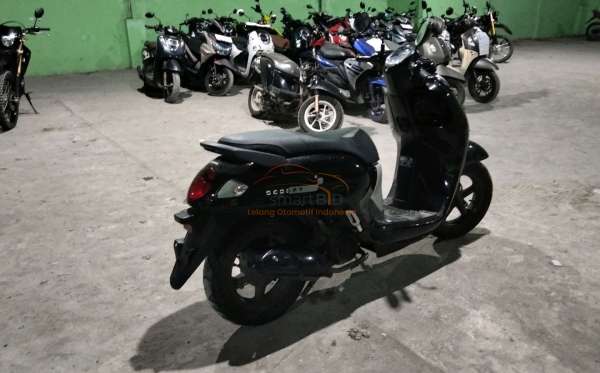 HONDA  SCOOPY
