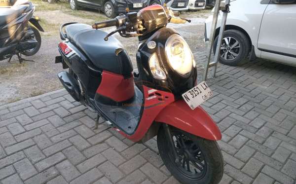 HONDA SCOOPY