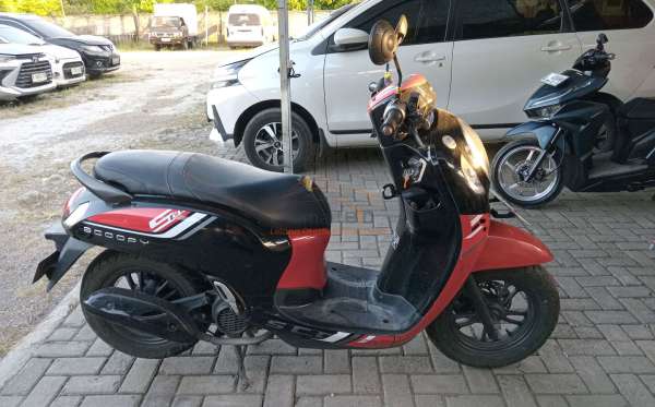 HONDA SCOOPY