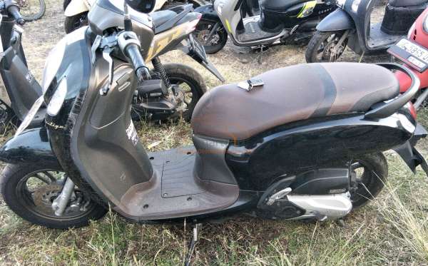 HONDA  SCOOPY
