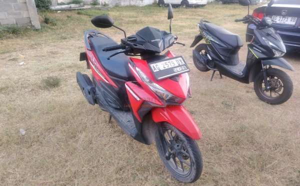 HONDA VARIO 125 ESP CBS ISS CW