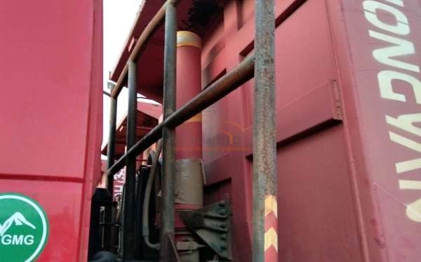 HONGYAN  DUMP TRUCK CQ-3314 (8X4)