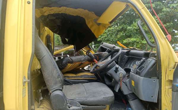 MITSUBISHI CANTER FE 75