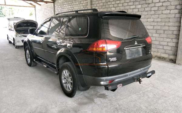 MITSUBISHI  PAJERO  SPORT 2.5 D EXCEED (4X2)