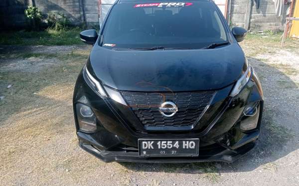NISSAN LIVINA VL