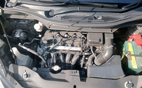 NISSAN LIVINA VL