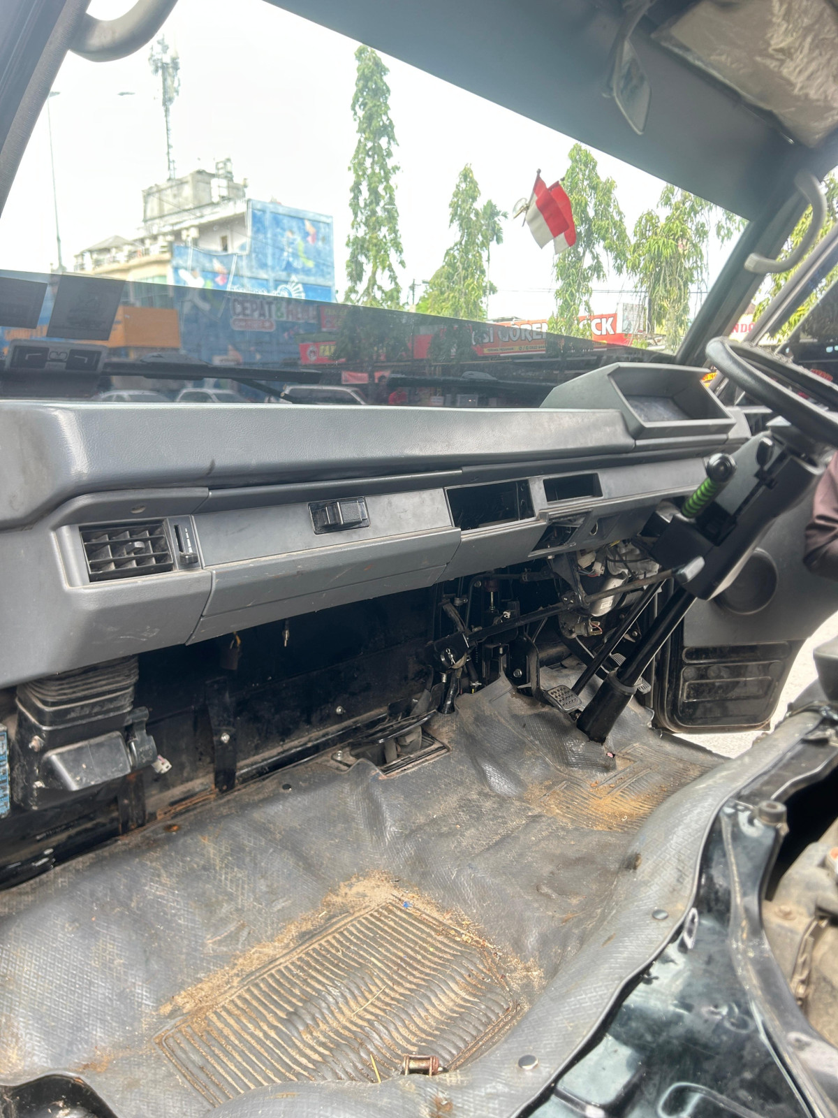 MITSUBISHI  L 300 L300 PU FB-R (4X2)