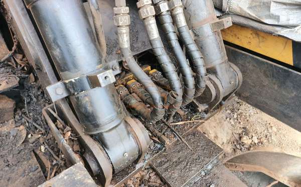 SANY SY 135F