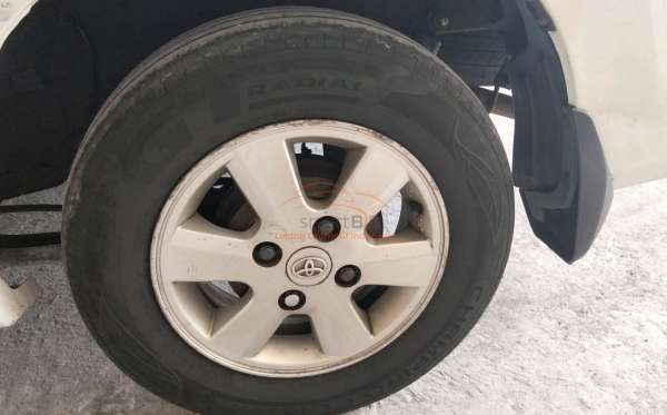 TOYOTA  AVANZA NEW  VELOZ 1.5