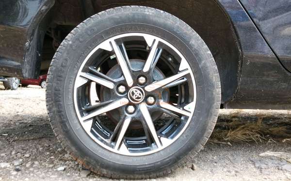 TOYOTA CALYA 1.2 G M/T
