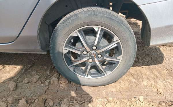 TOYOTA CALYA 1.2 G M/T