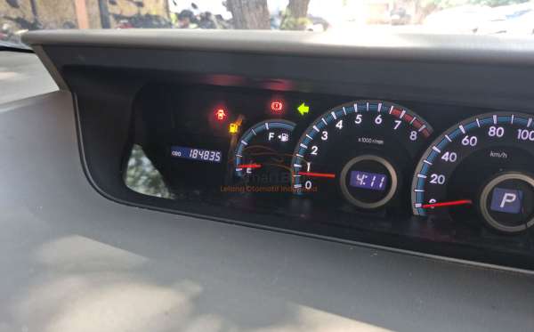 TOYOTA NAV1 V