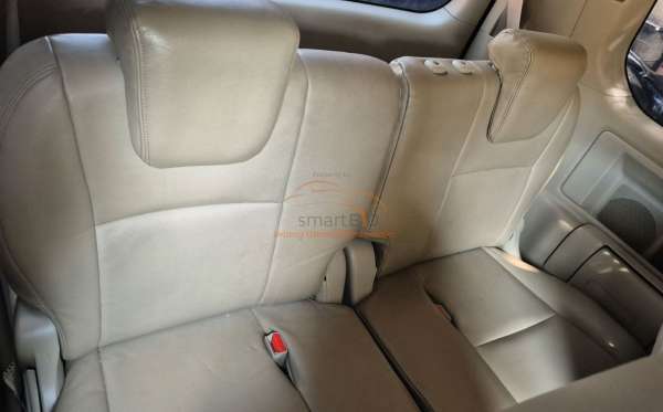 TOYOTA NAV1 V