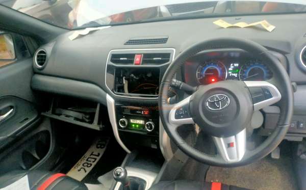 TOYOTA  RUSH  S
