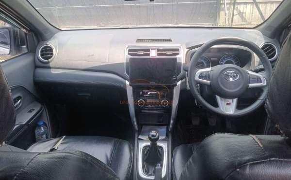TOYOTA RUSH S
