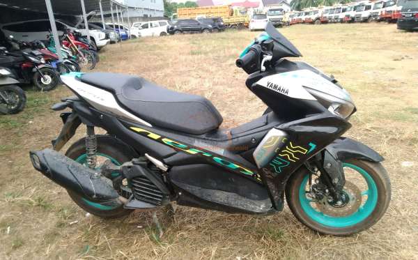 YAMAHA AEROX 155