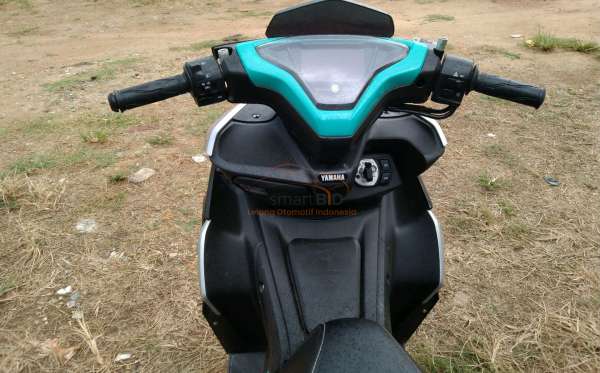YAMAHA AEROX 155