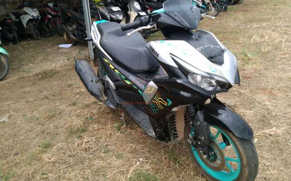 YAMAHA AEROX 155