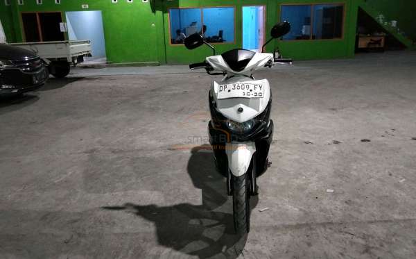 YAMAHA  XEON