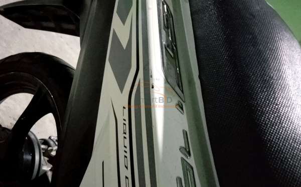 YAMAHA  XEON