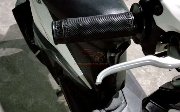 YAMAHA  XEON