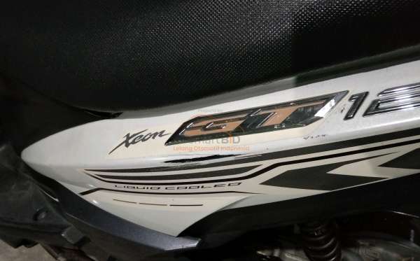 YAMAHA  XEON