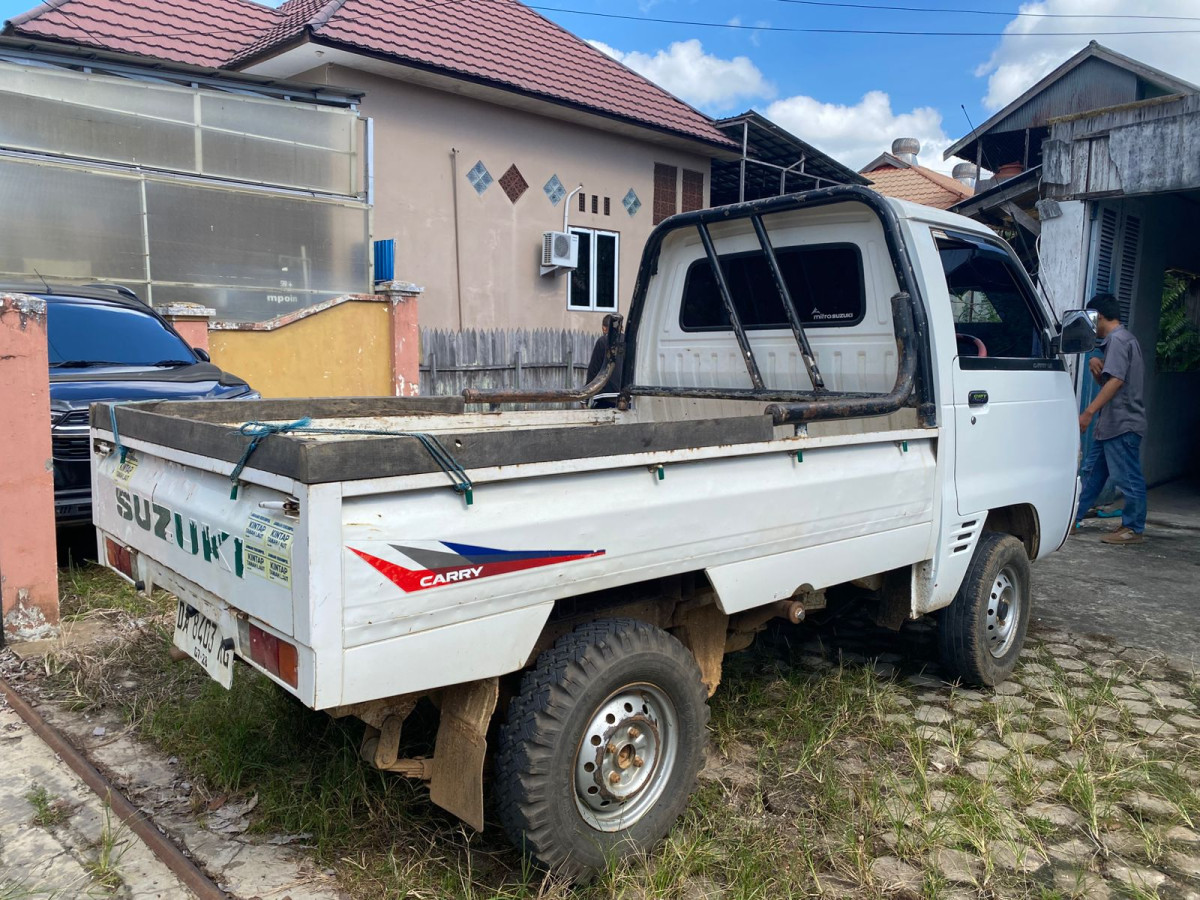 SUZUKI ST 150