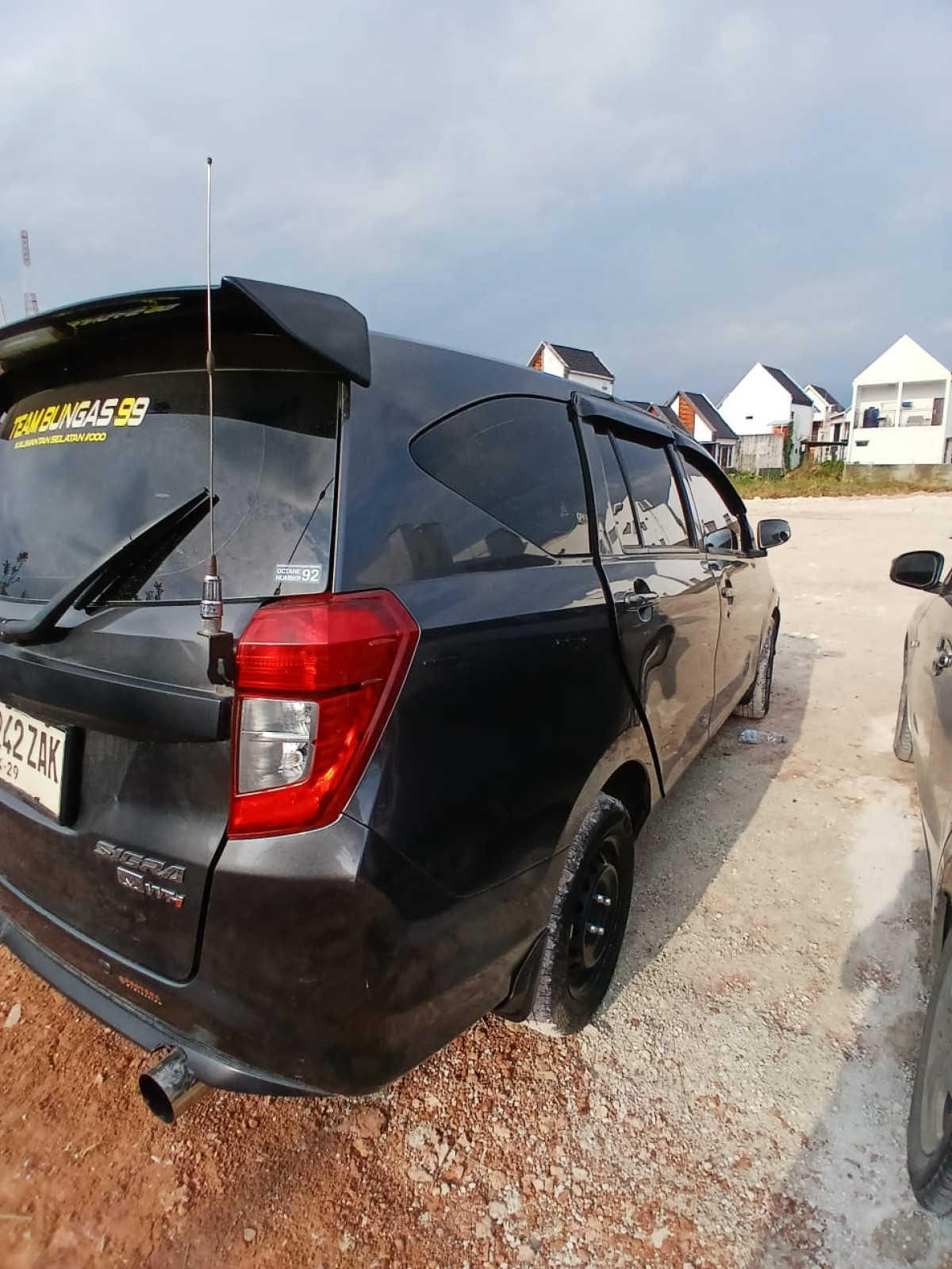 DAIHATSU SIGRA  M