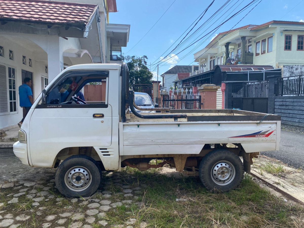SUZUKI ST 150