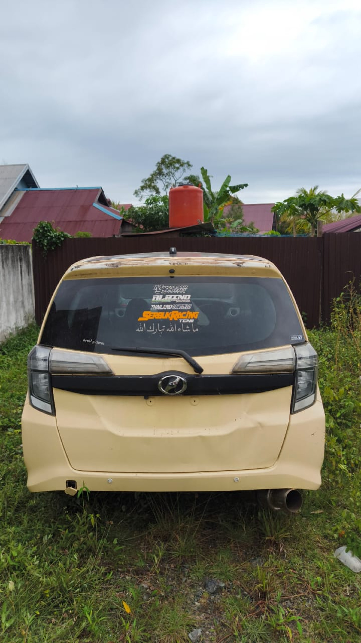 DAIHATSU SIGRA  R