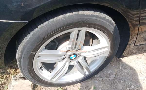 BMW 528i