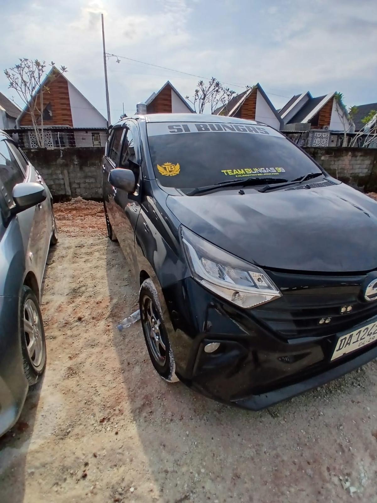 DAIHATSU SIGRA  M